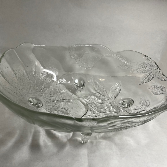 Vintage Pressed Glass Poppy Flower Lg Footed Fruit Oblong Bowl Centerpiece Dish - Picture 1 of 6